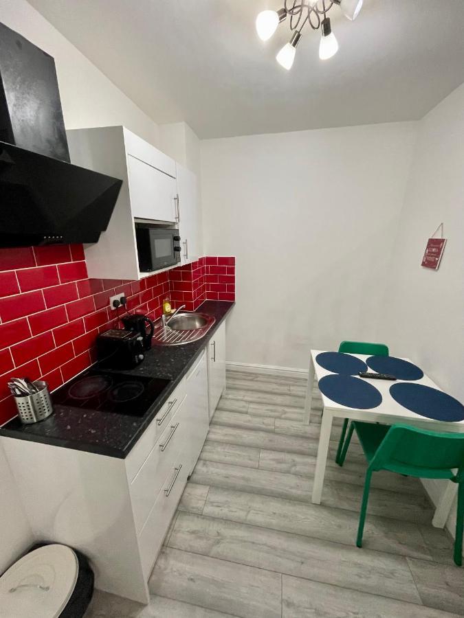 Comfortable - Cosy - Budget In Center Maison d'hôtes 2*